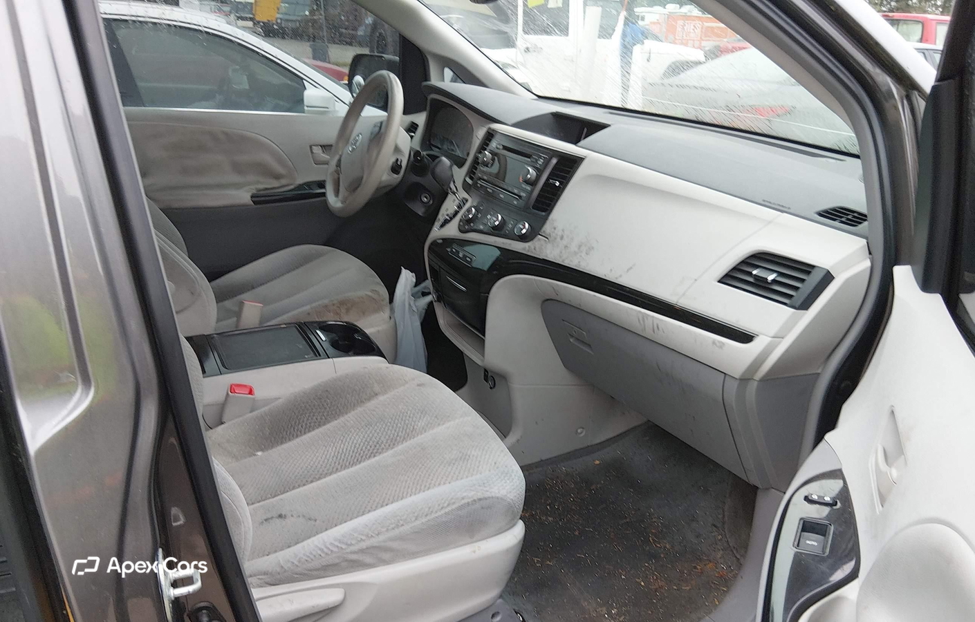 Toyota Sienna 2012