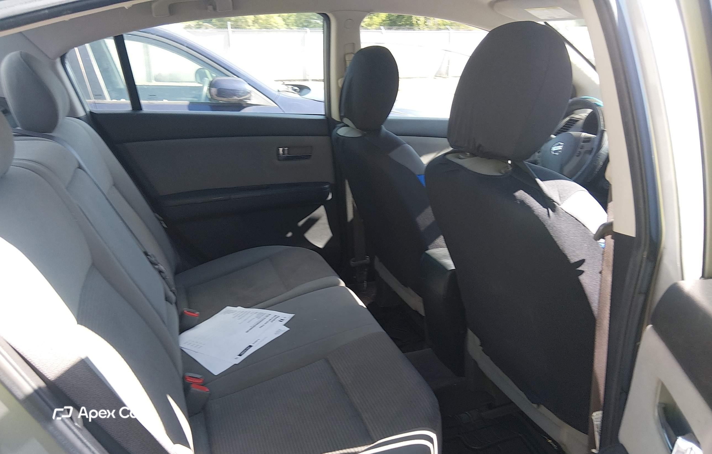 Nissan Sentra 2011