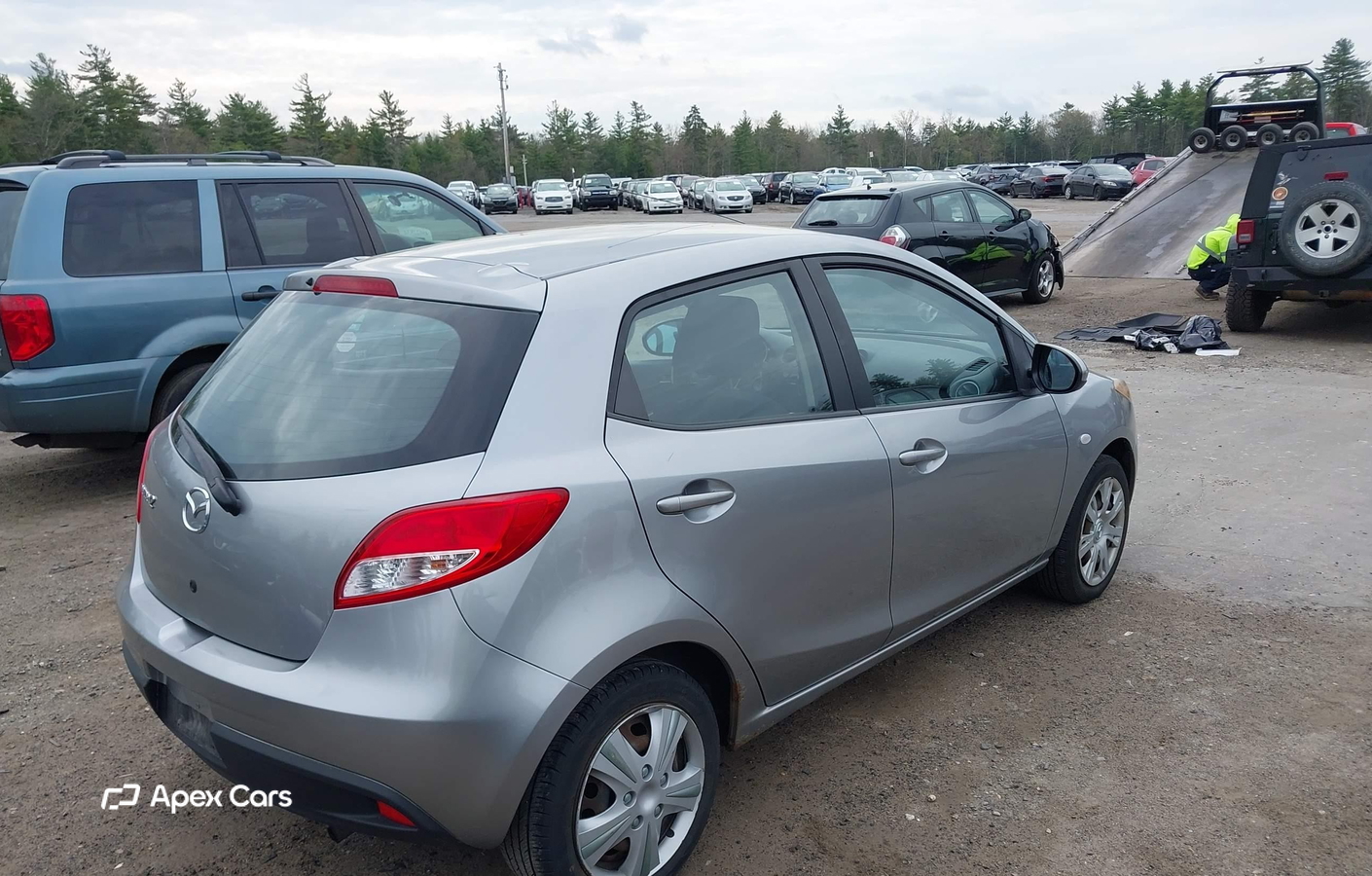 Mazda 2 2012