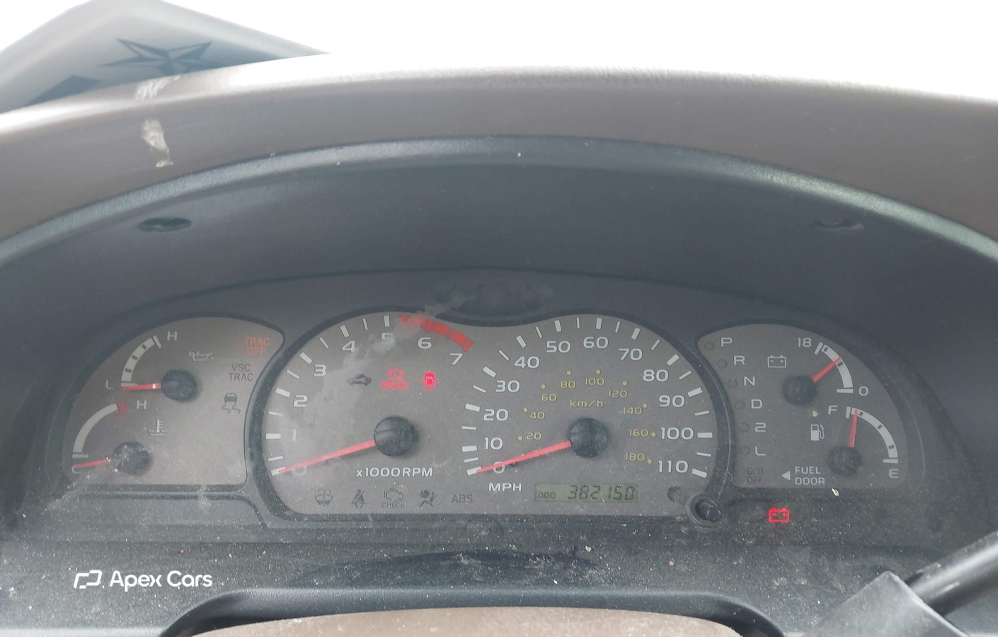 Toyota Sequoia 2004