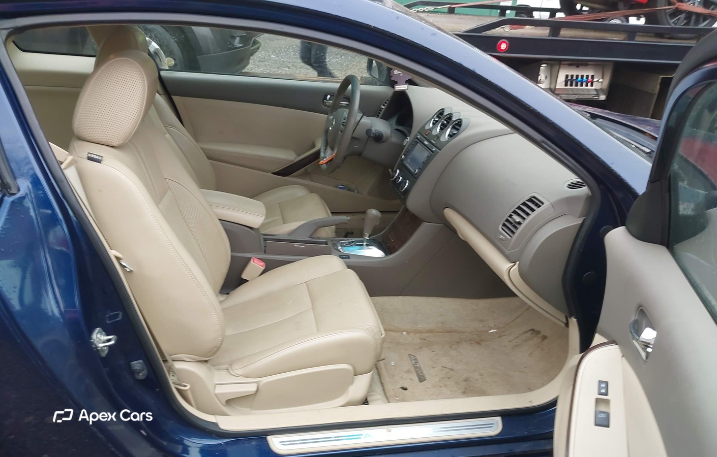 Nissan Altima 2012