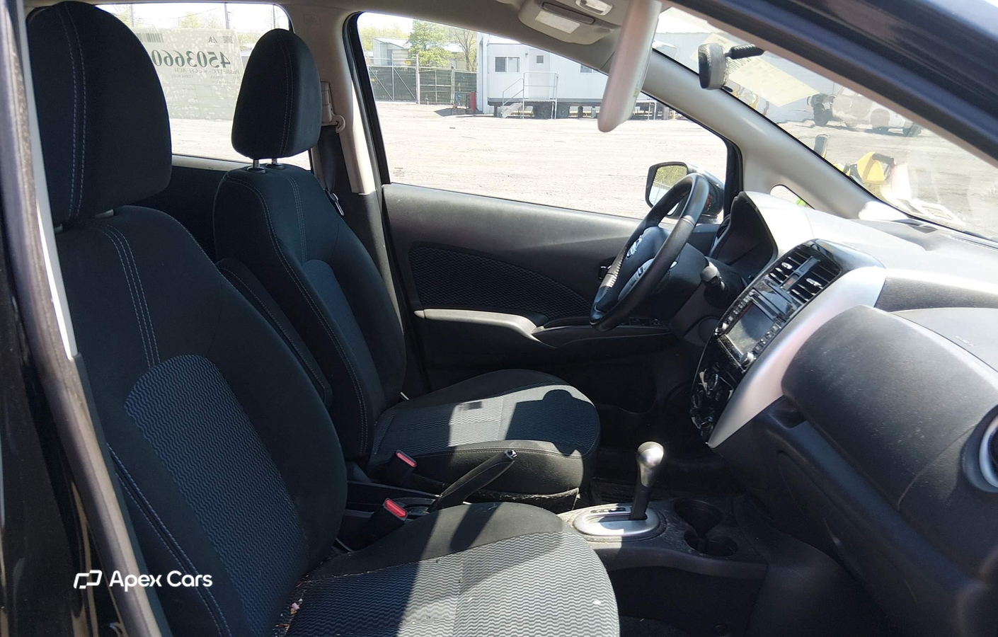 Nissan Versa 2015