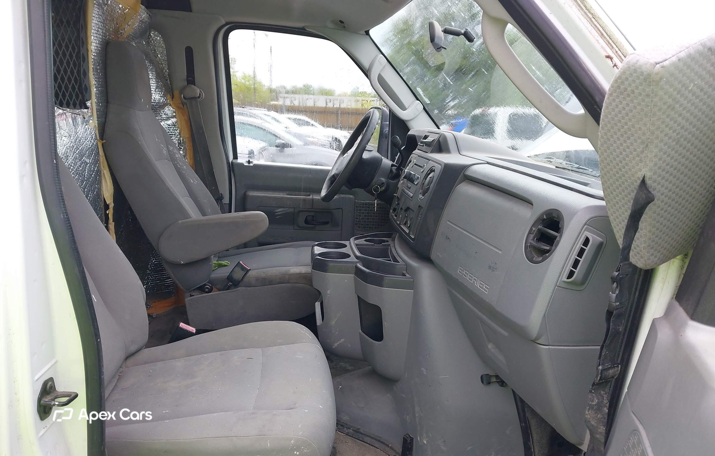 Ford Econoline 2011