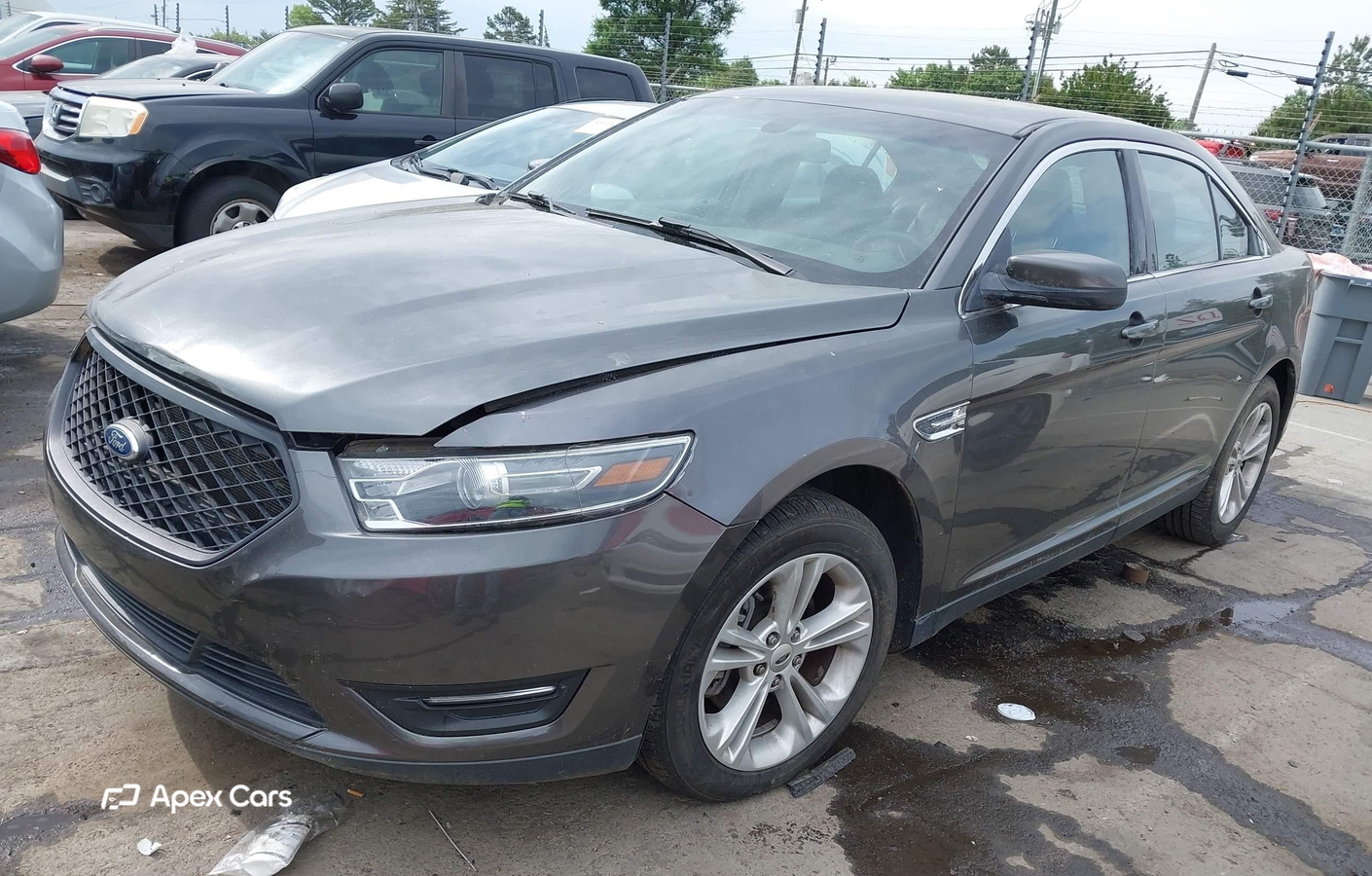 Ford Taurus 2015