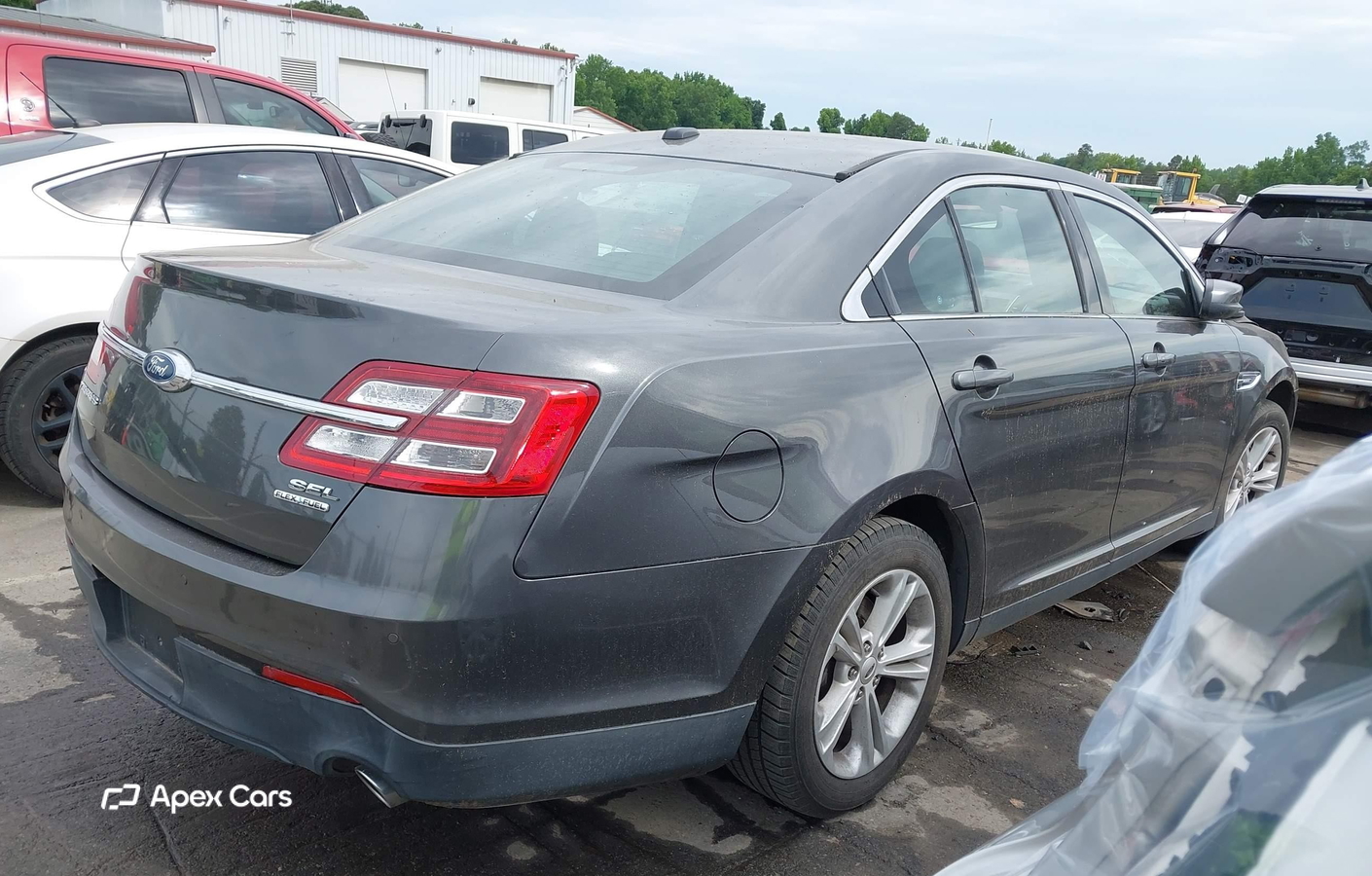 Ford Taurus 2015