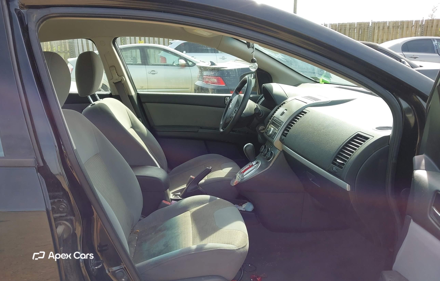 Nissan Sentra 2012