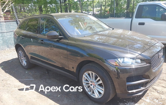 Jaguar F-Pace 2017 - Image 1 of 11