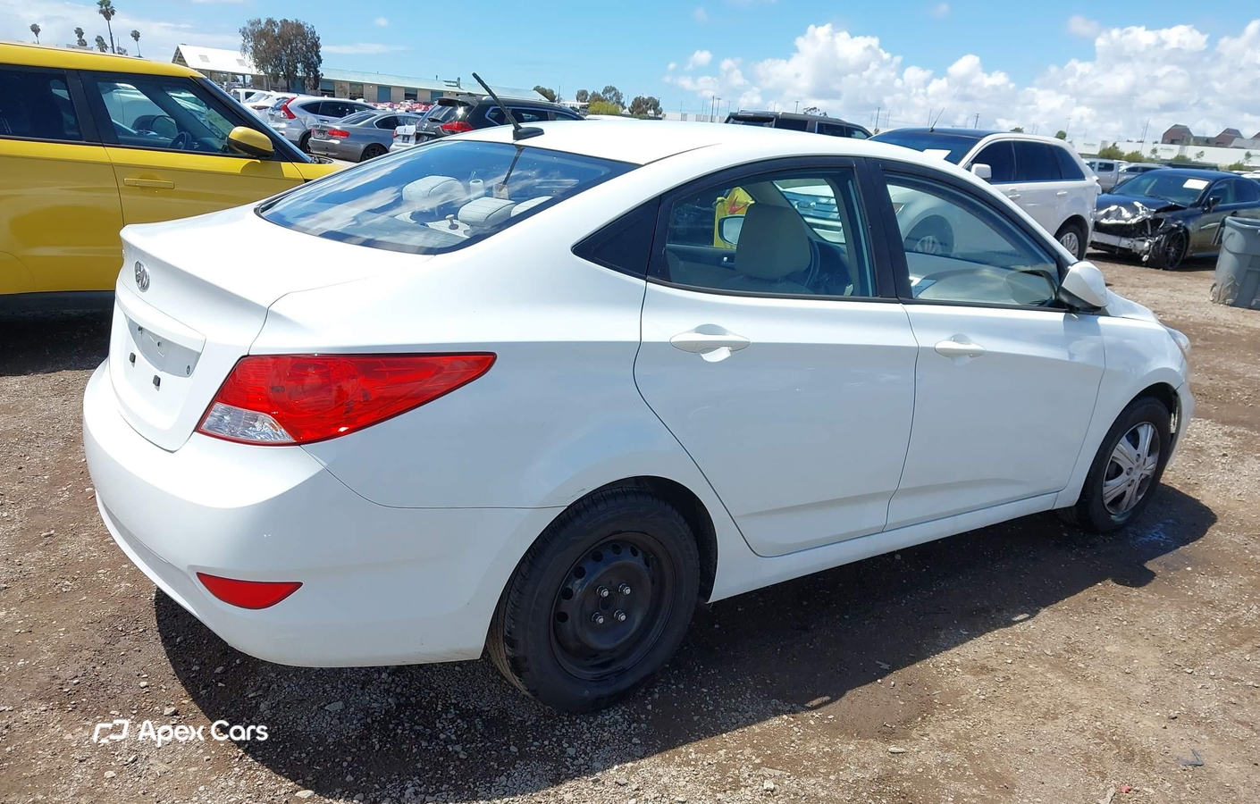 Hyundai Accent 2013
