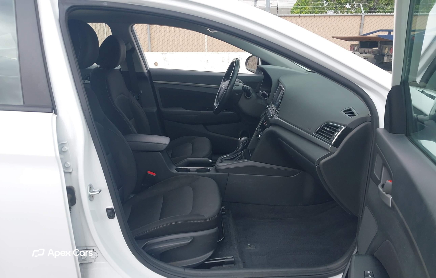 Hyundai Elantra 2017
