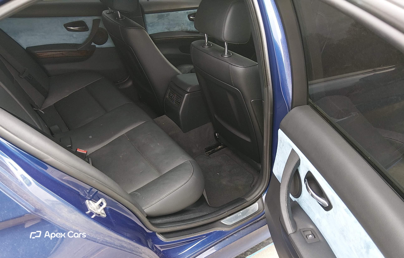 BMW Series 3 2011
