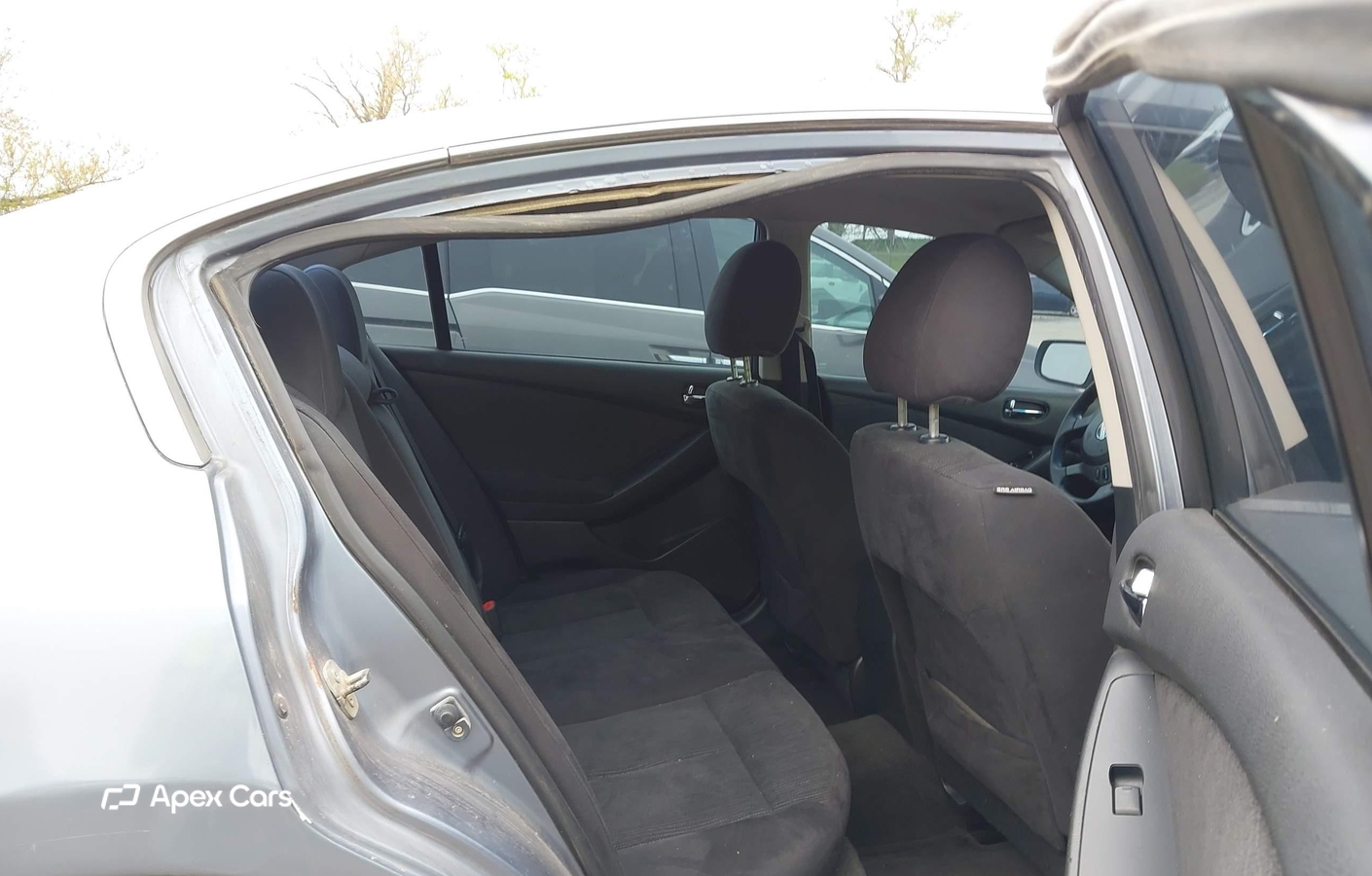 Nissan Altima 2012