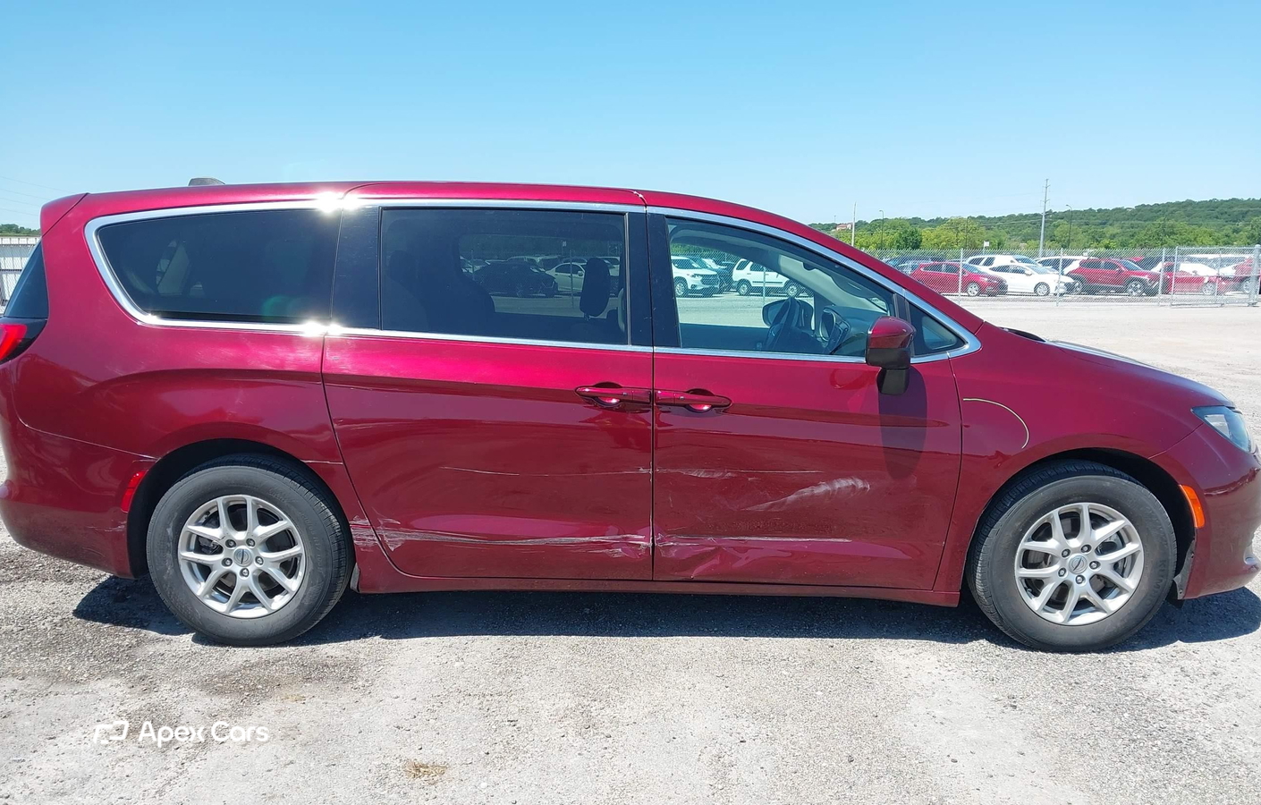 Chrysler Voyager 2023