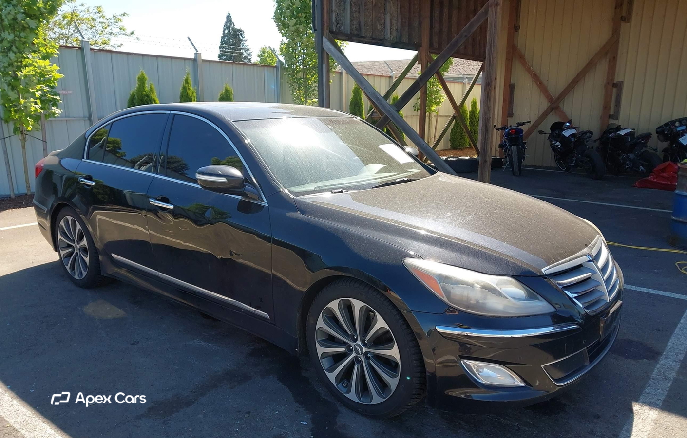 Hyundai Genesis 2012