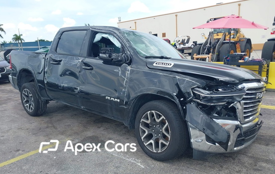 RAM 1500 2026 - Image 1 of 15