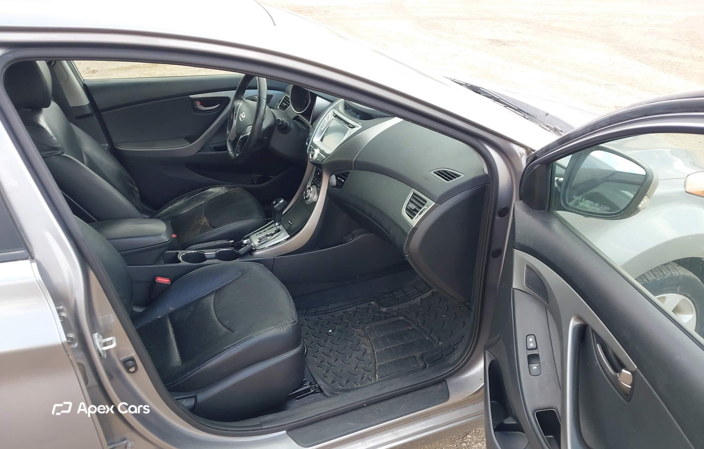 Hyundai Elantra 2012