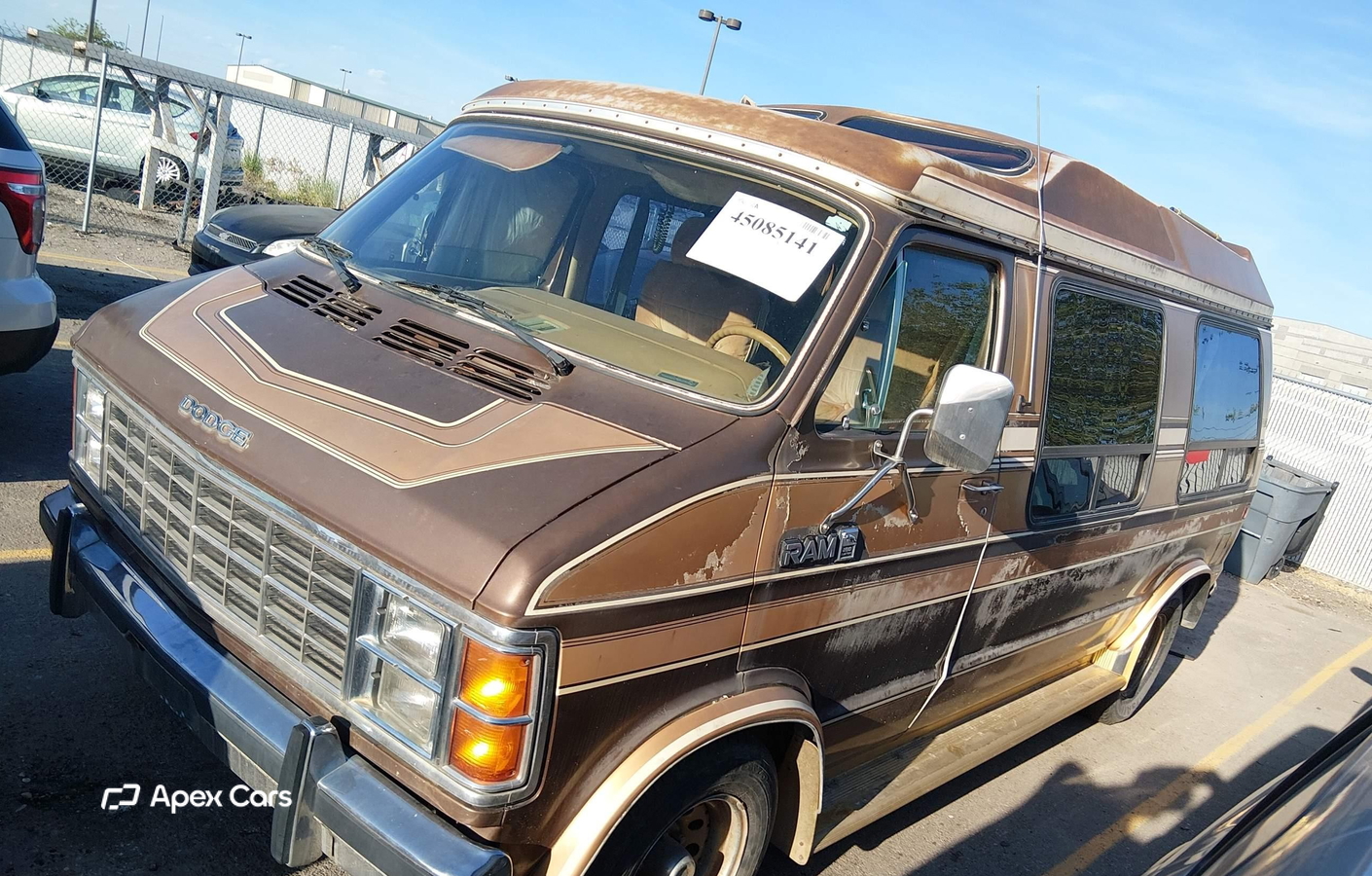 Dodge RAM Van 1985