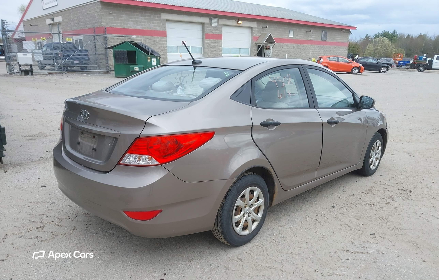 Hyundai Accent 2012