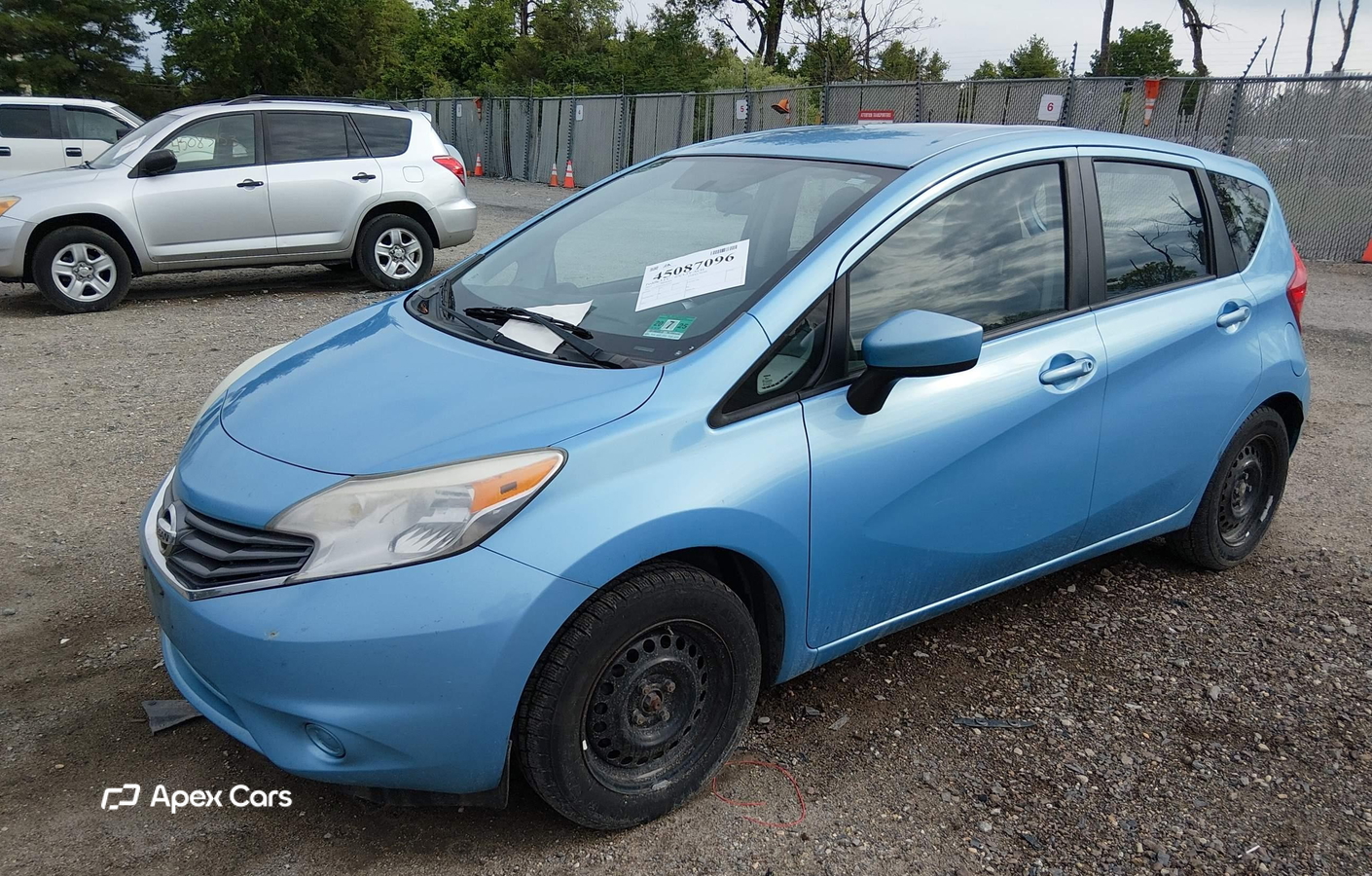 Nissan Versa 2015