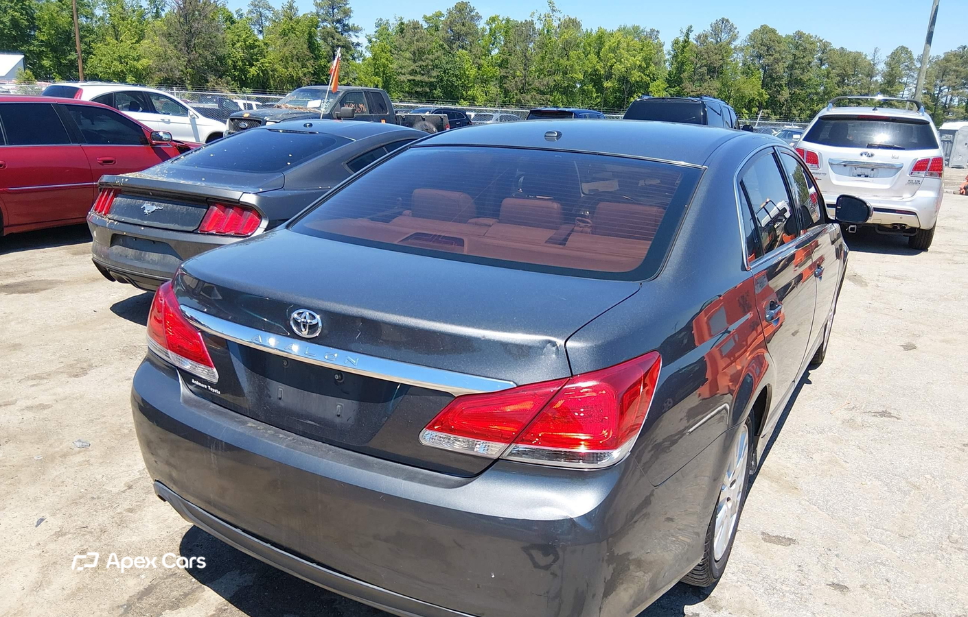 Toyota Avalon 2011