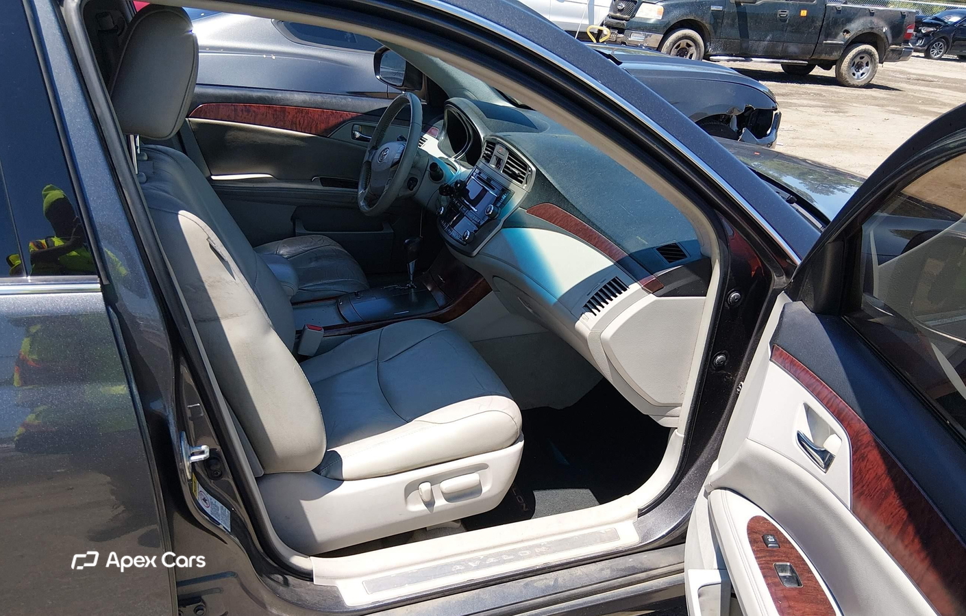 Toyota Avalon 2011
