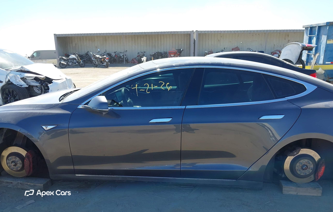 Tesla Model S 2015