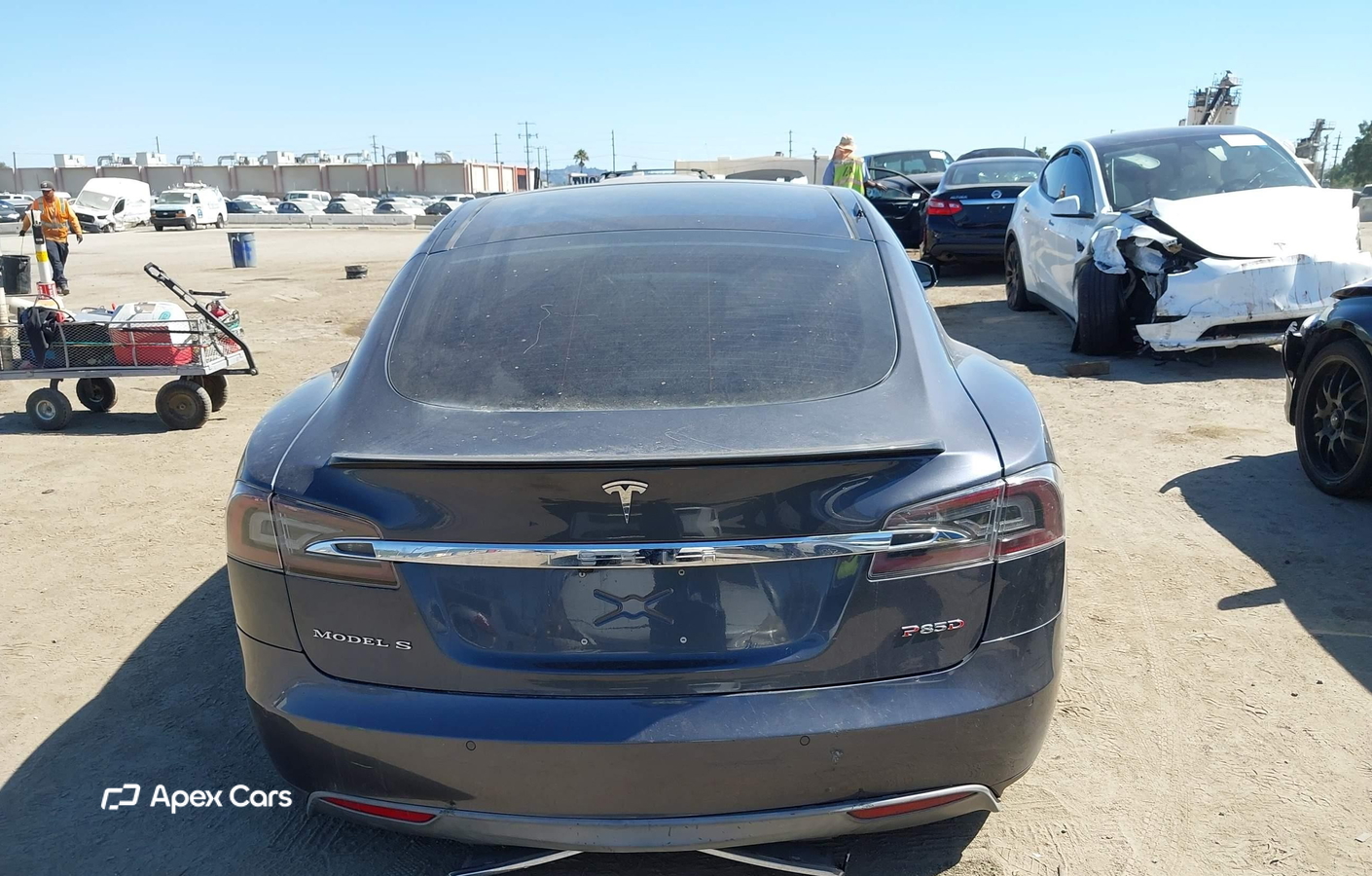 Tesla Model S 2015