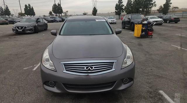 Infiniti G 2012