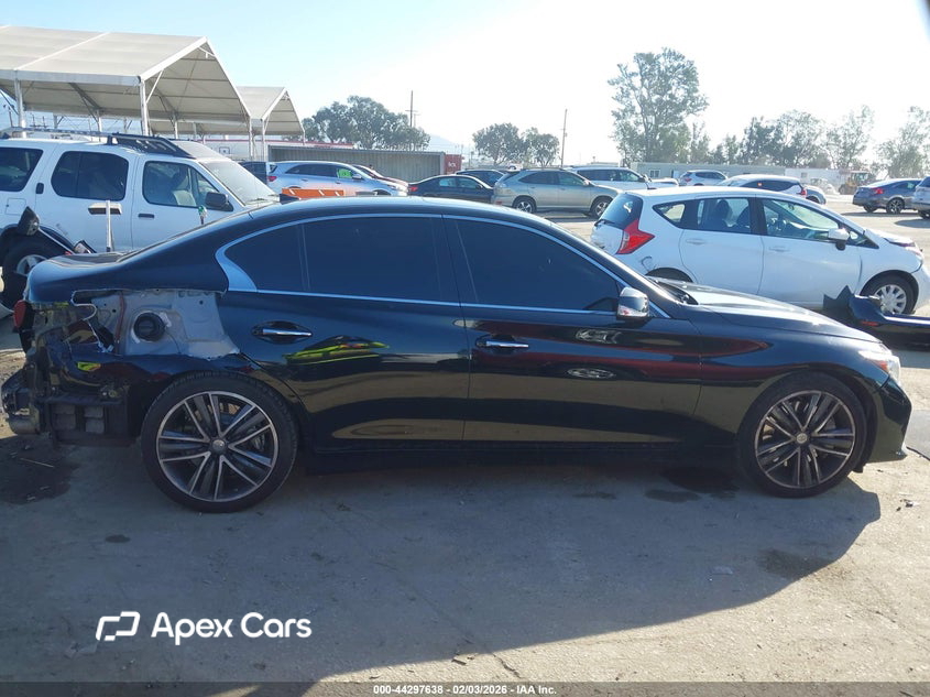 Infiniti Q50 2015