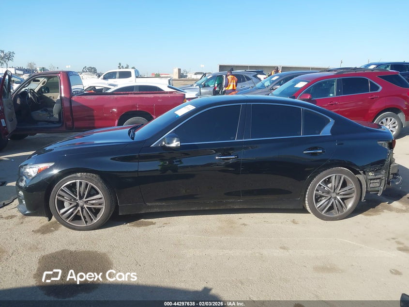 Infiniti Q50 2015