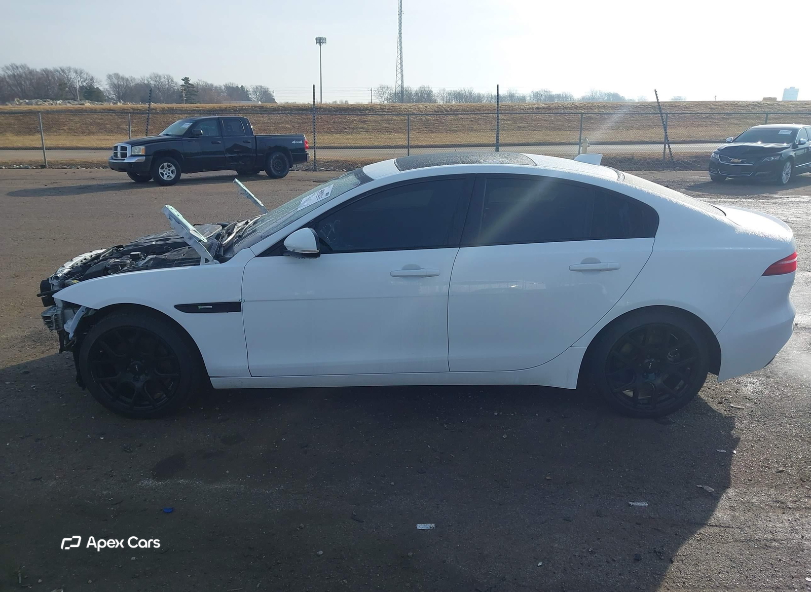 Jaguar XE 2020
