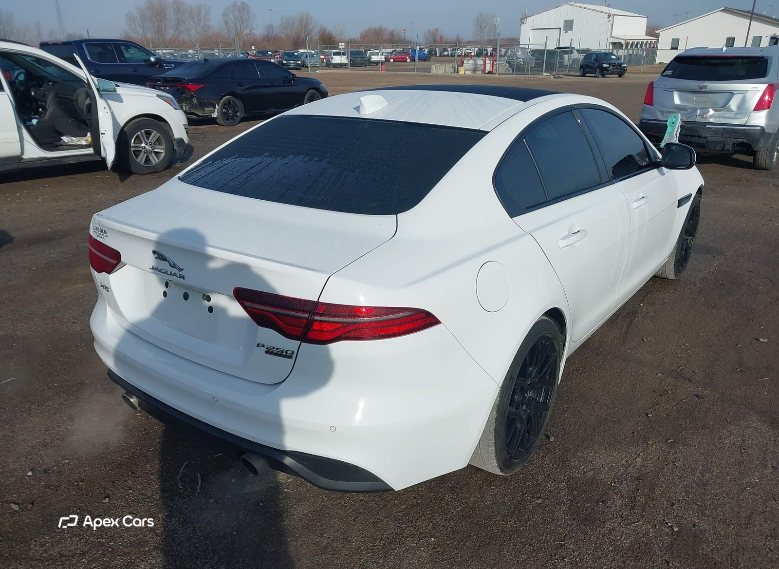 Jaguar XE 2020