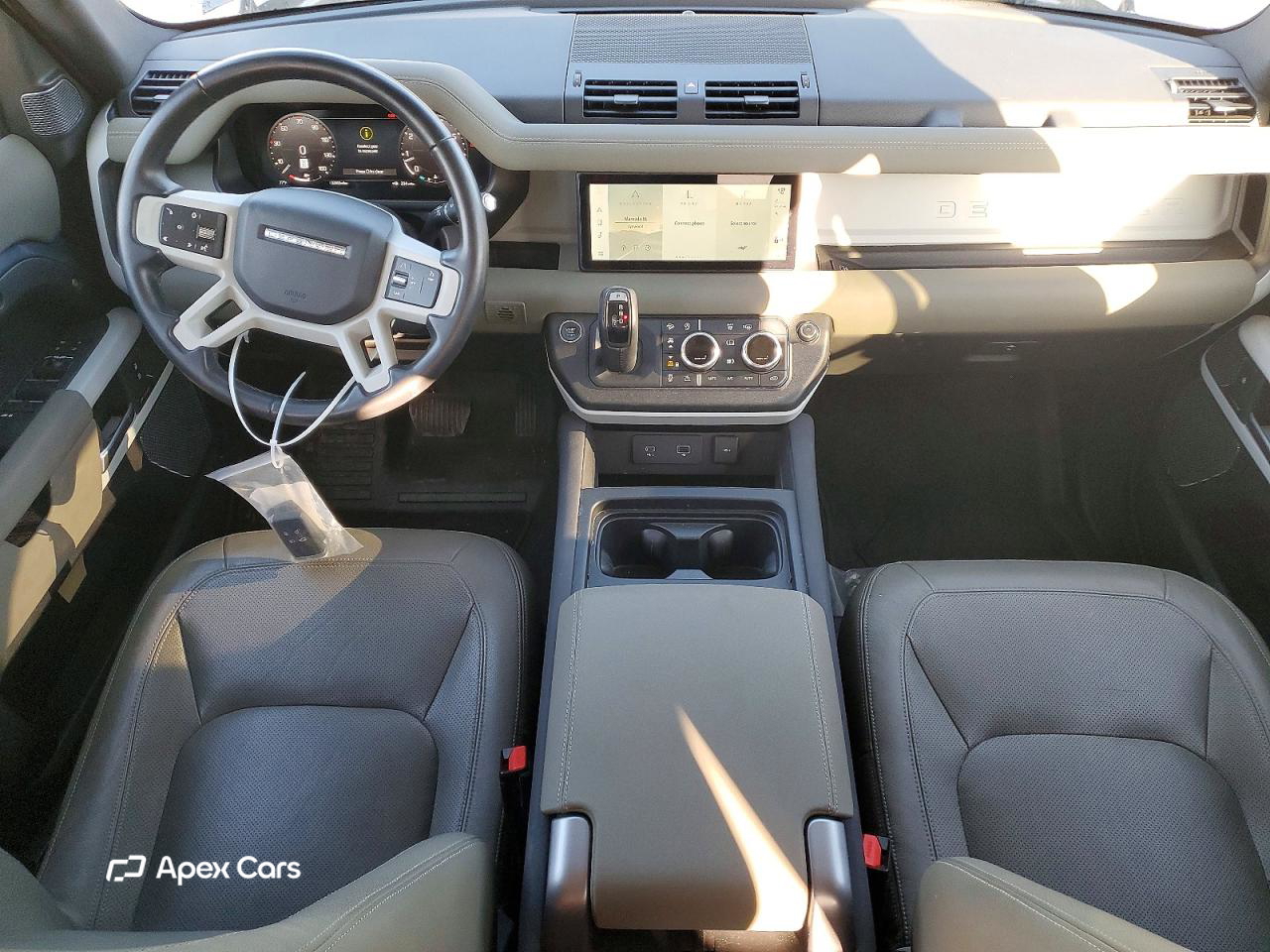 Land Rover Defender 2023