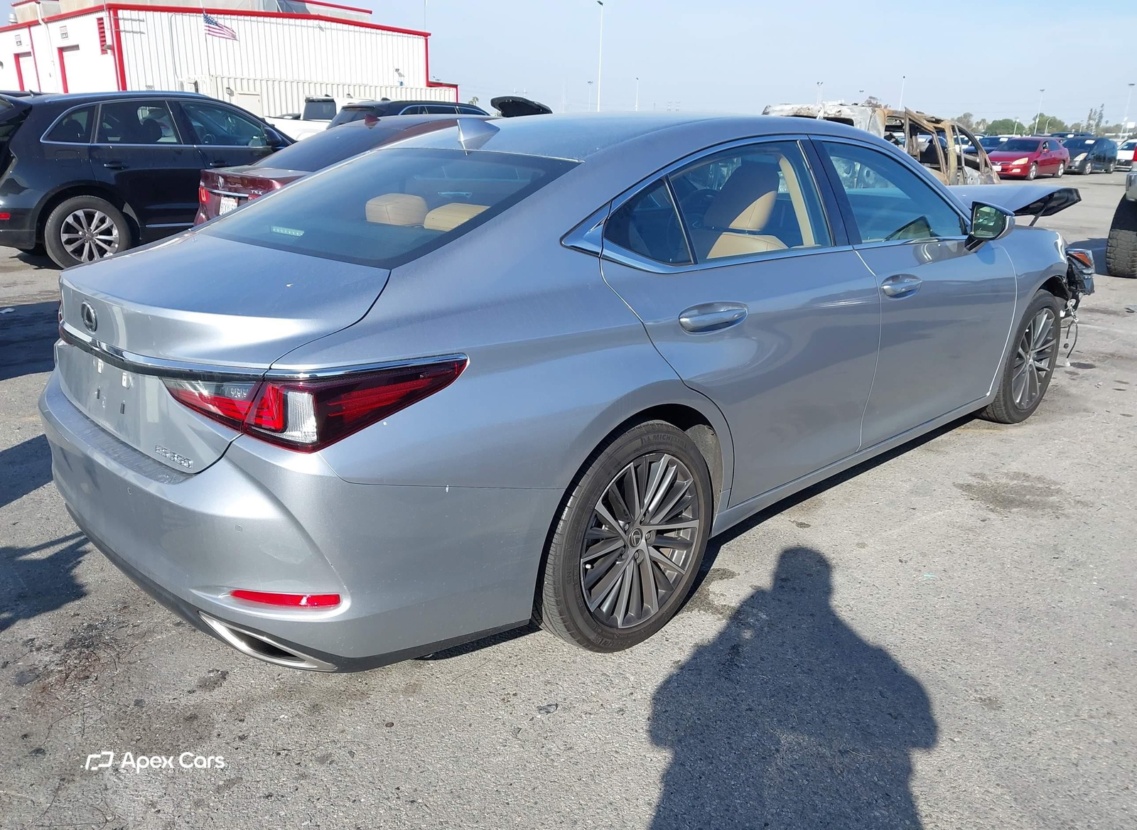 Lexus ES 2023