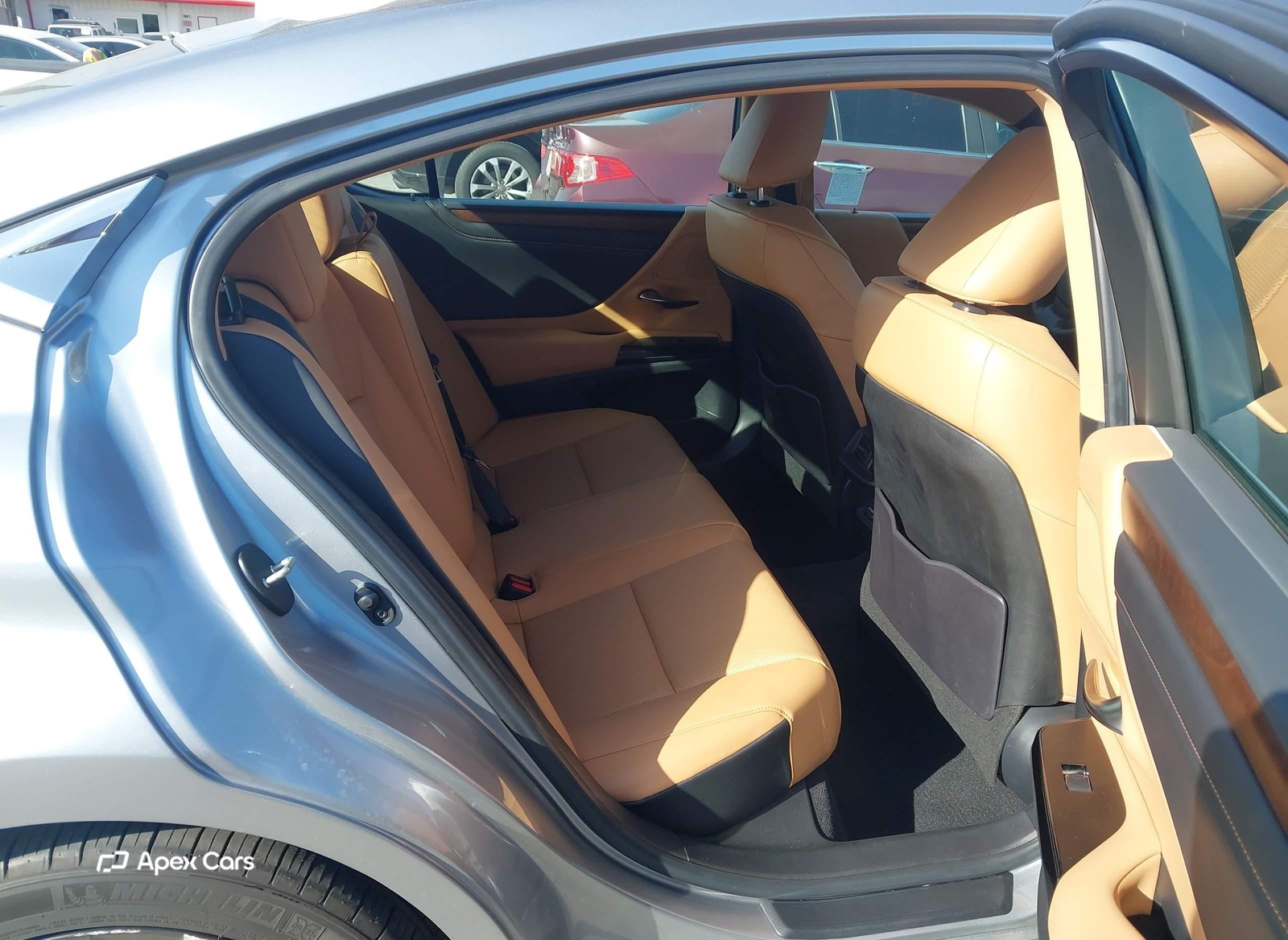 Lexus ES 2023