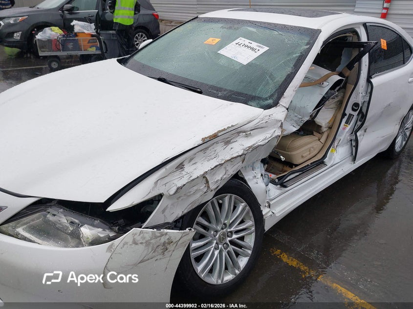 Lexus ES 2014