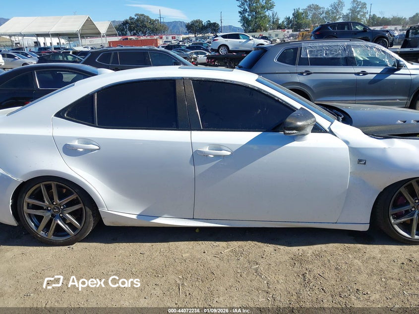 Lexus IS 2016