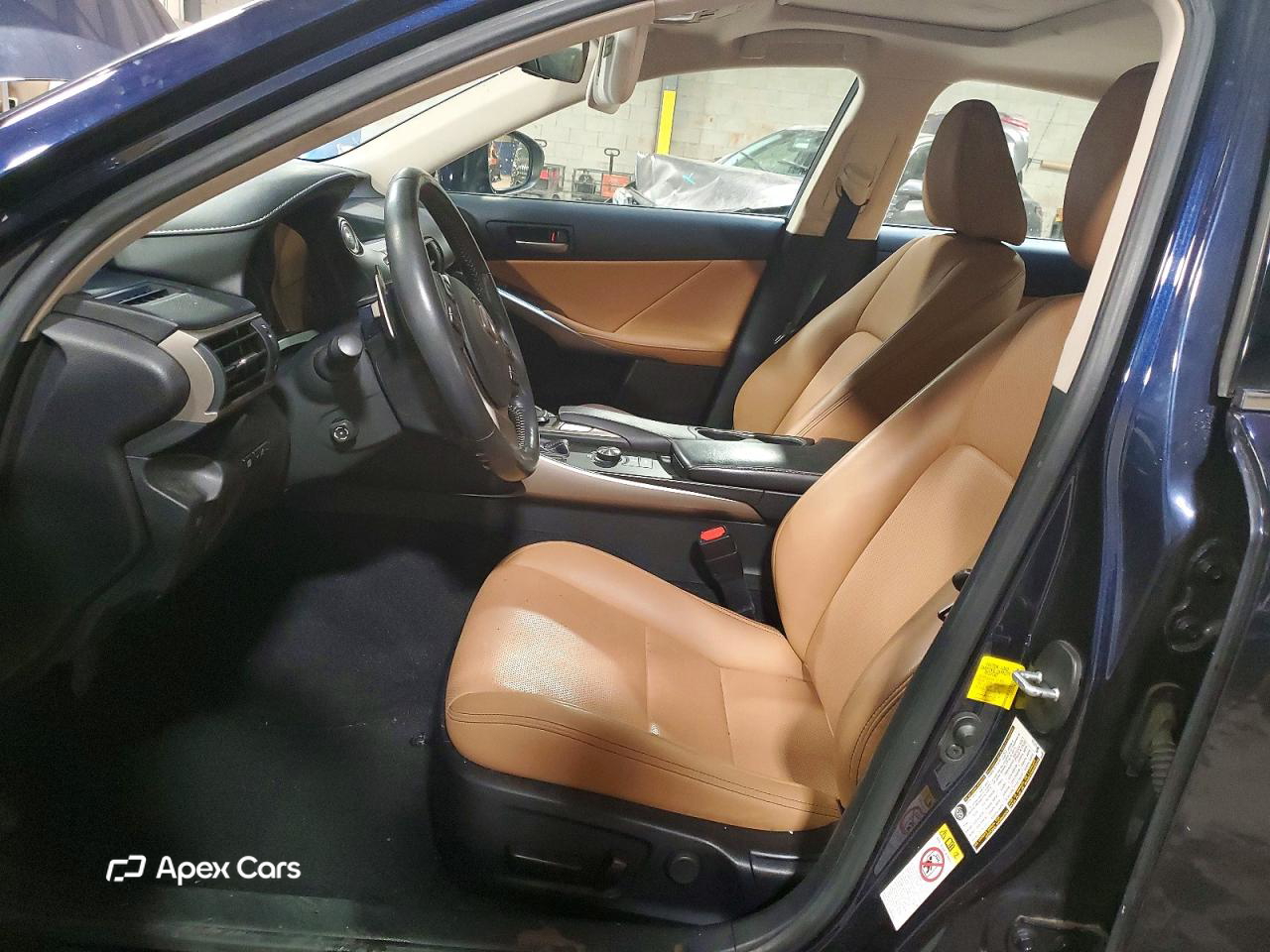 Lexus IS 2019