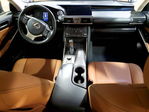 Lexus IS 2019