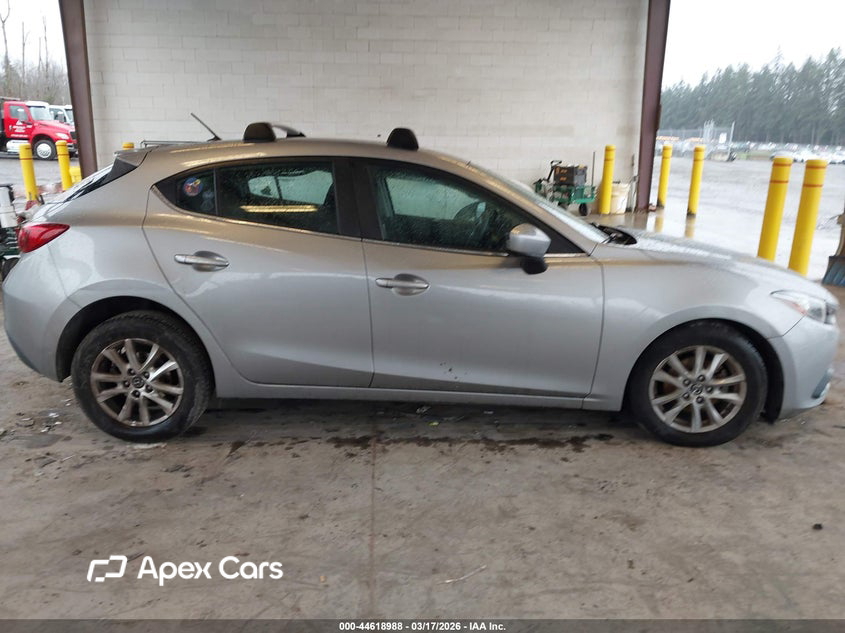 Mazda 3 2016