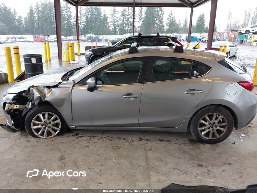 Mazda 3 2016