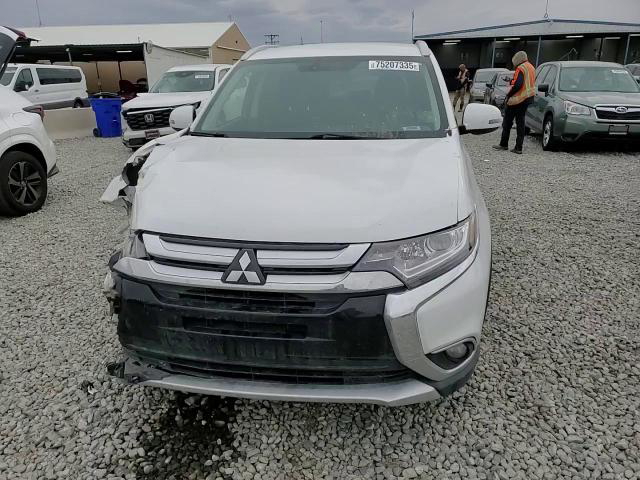 Mitsubishi Outlander 2017