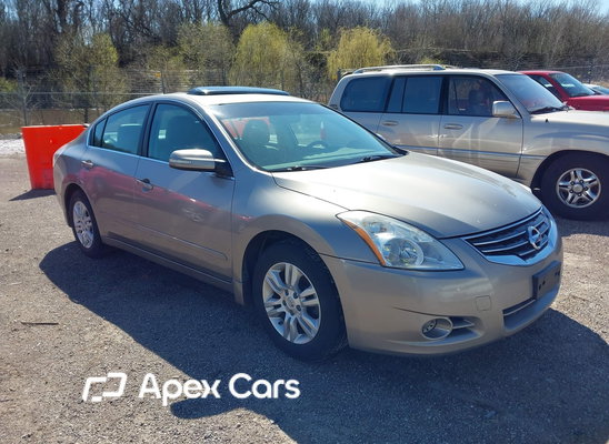 Nissan Altima 2012 - Image 1 of 11