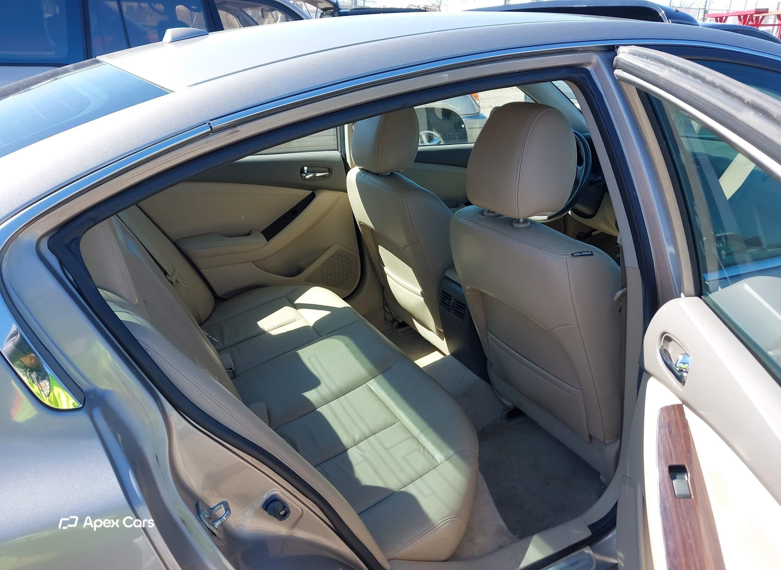 Nissan Altima 2012