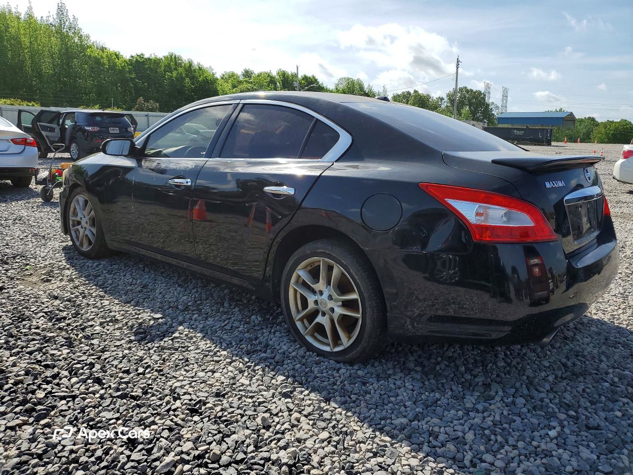 Nissan Maxima 2011