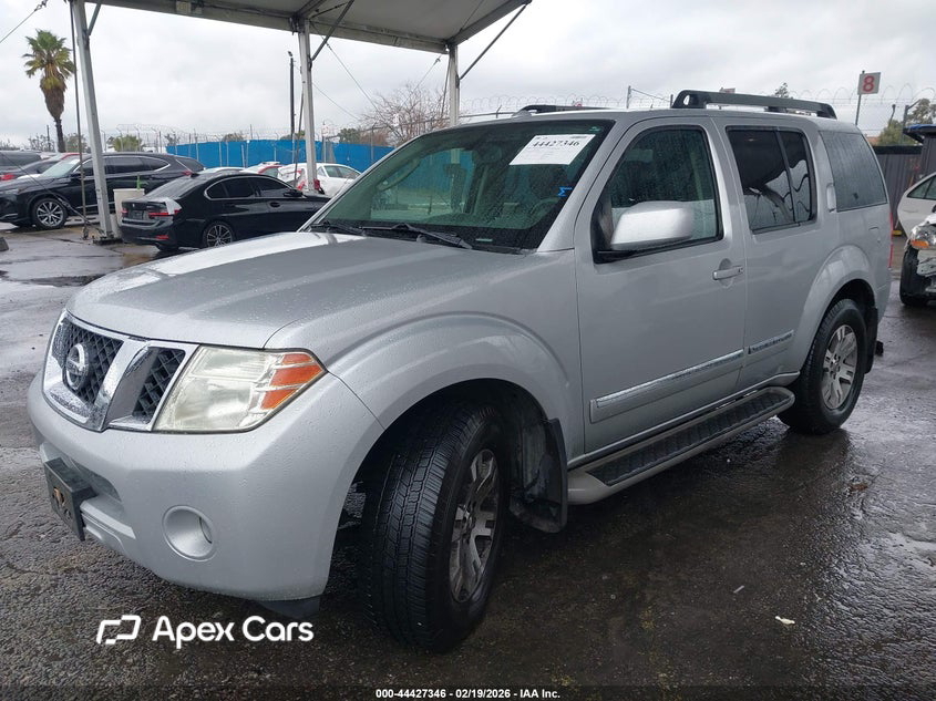 Nissan Pathfinder 2012