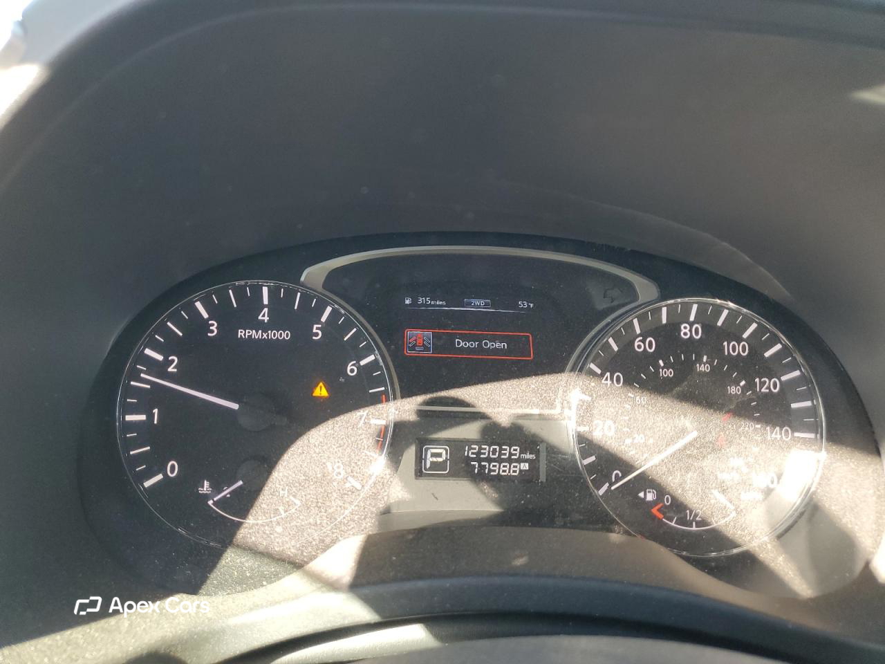 Nissan Pathfinder 2014