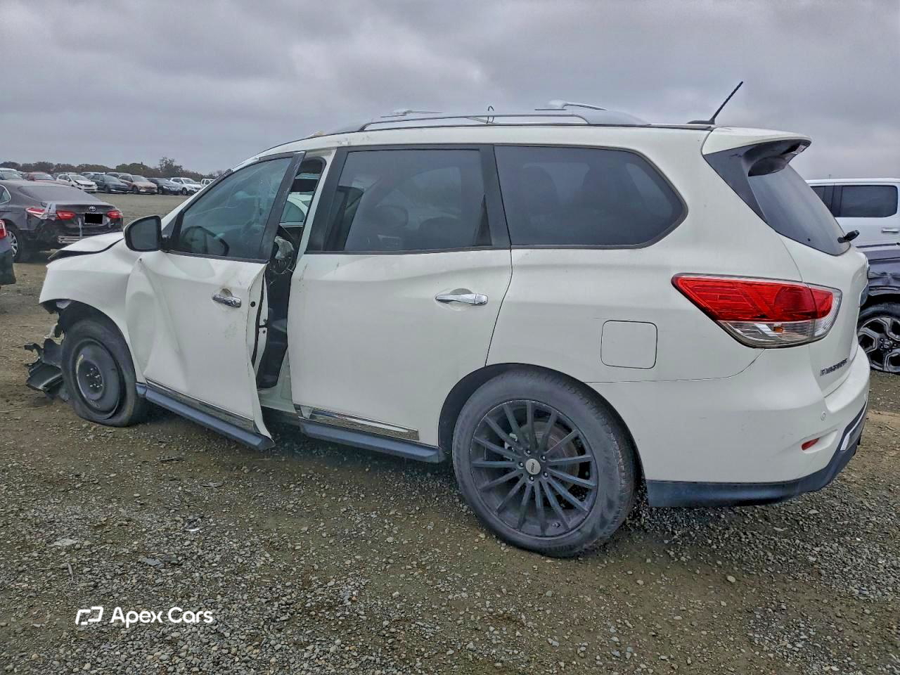 Nissan Pathfinder 2013