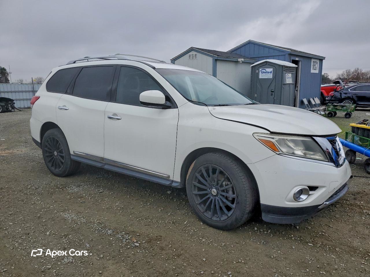 Nissan Pathfinder 2013