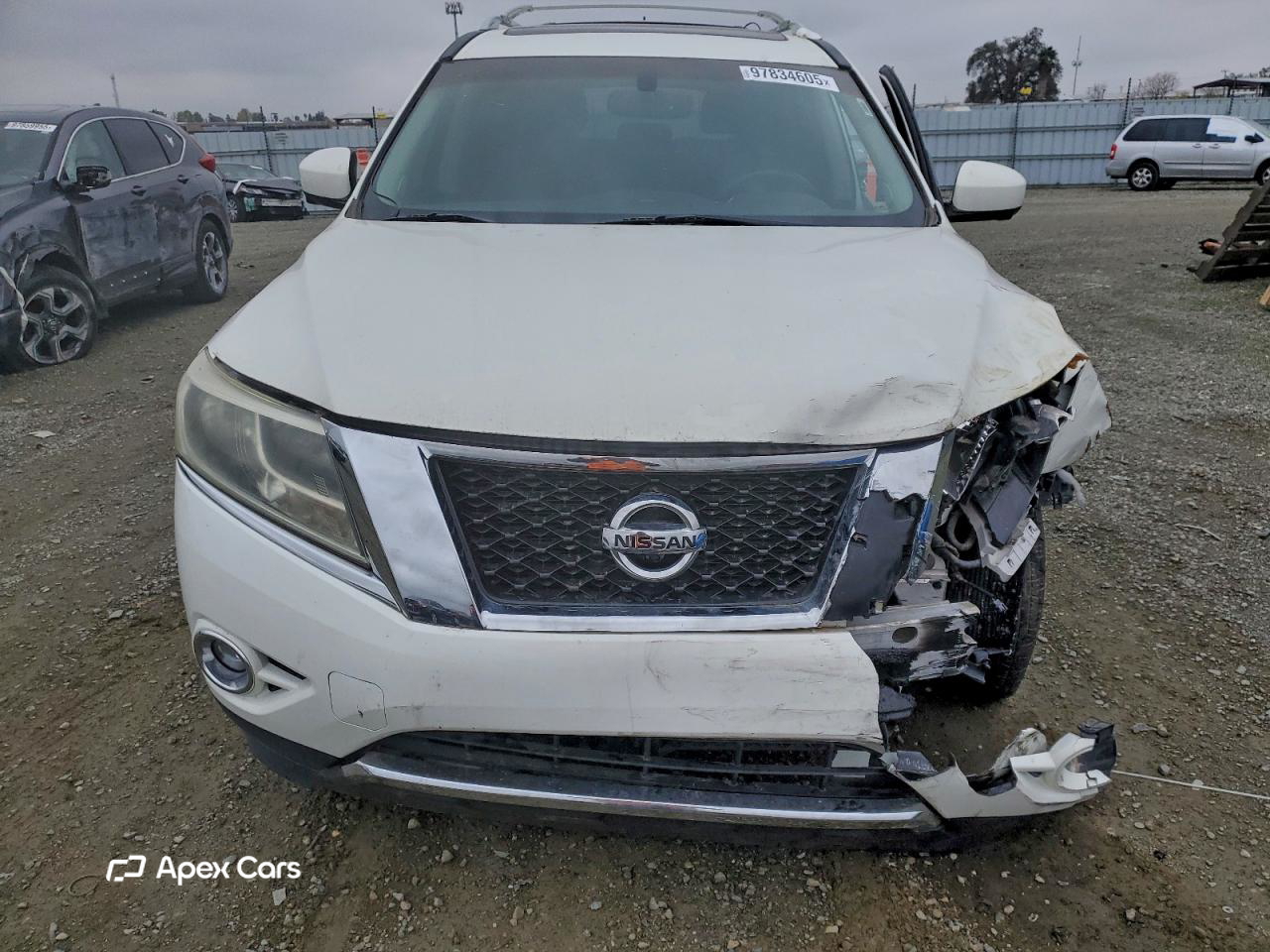 Nissan Pathfinder 2013