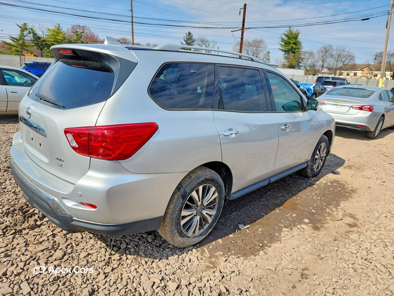 Nissan Pathfinder 2020